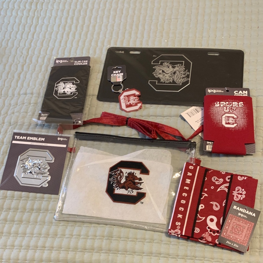 South Carolina Gamecocks 7 Pc Fan Set NEW Bandana Clear Bag License Plate & more